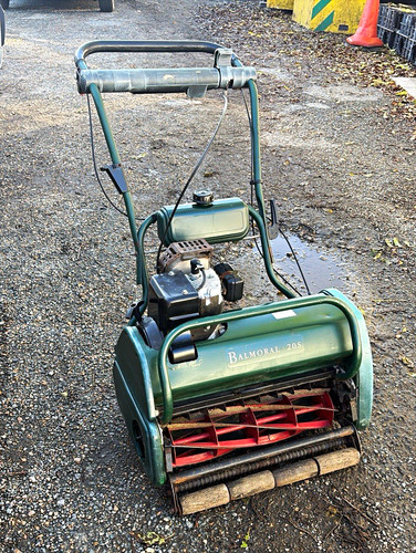 Balmoral 20s petrol - 20s, lawn