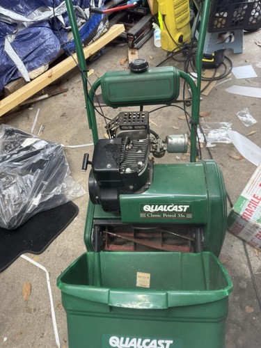 Qualcast classic petrol 35s - classic,